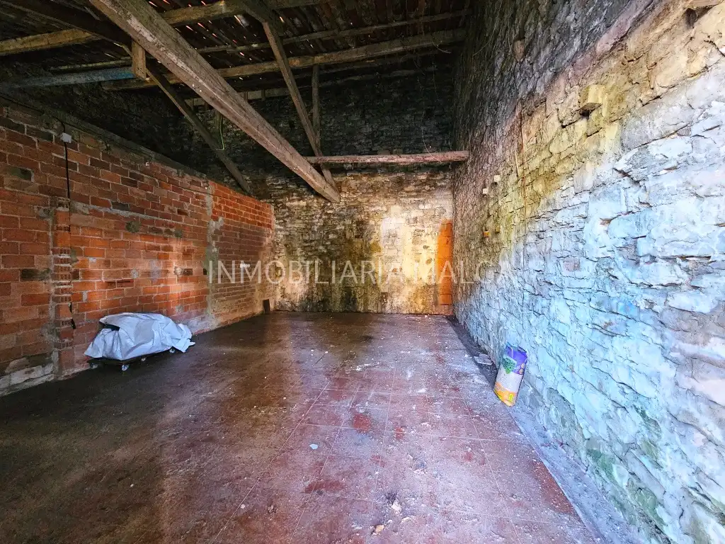Commercial properties for sale in Colunga