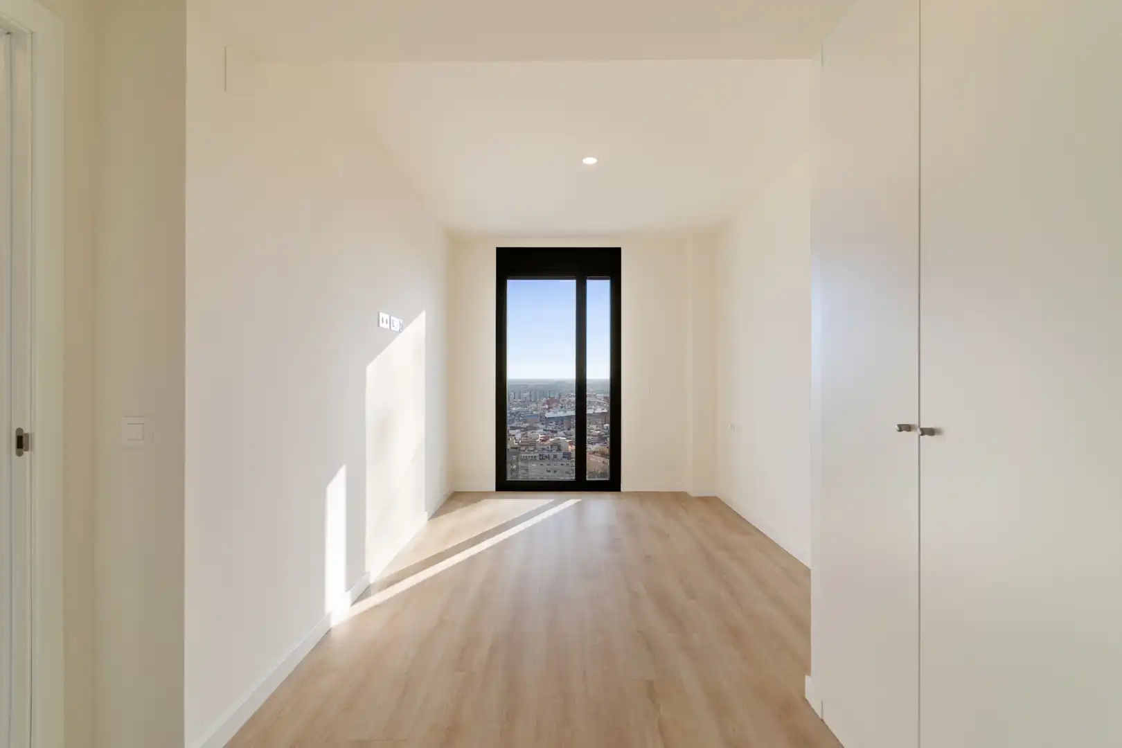 Schlafzimmer von Wohnung zur Miete in Esplugues de Llobregat mit Klimaanlage, Heizung und Terrasse