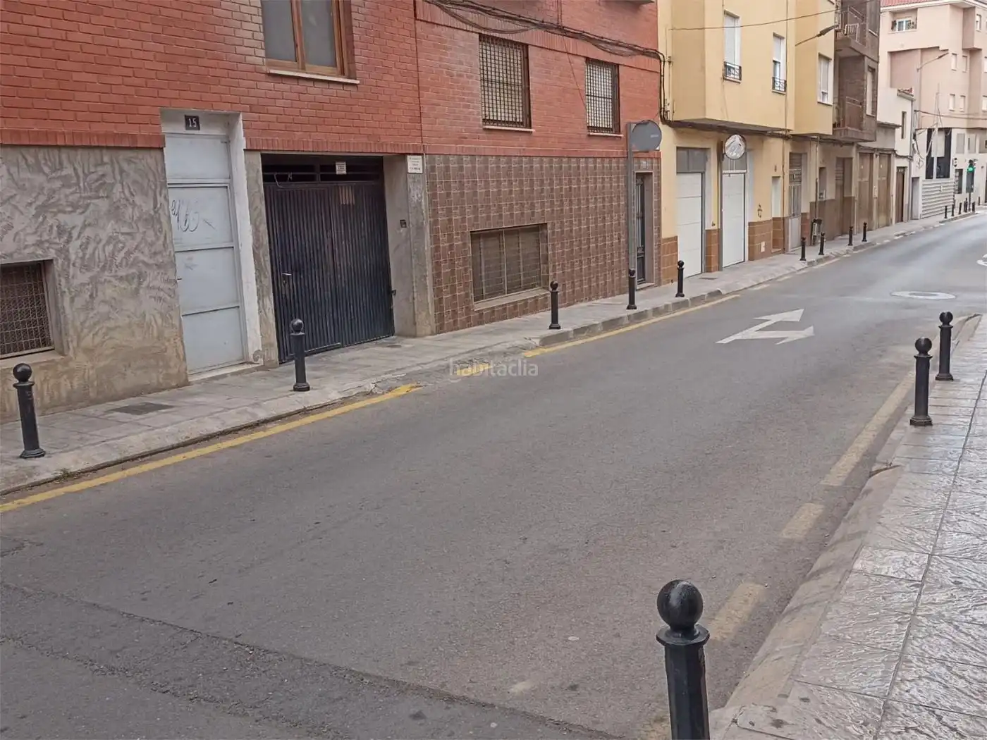 Parking to rent in Calle de San Luis 15