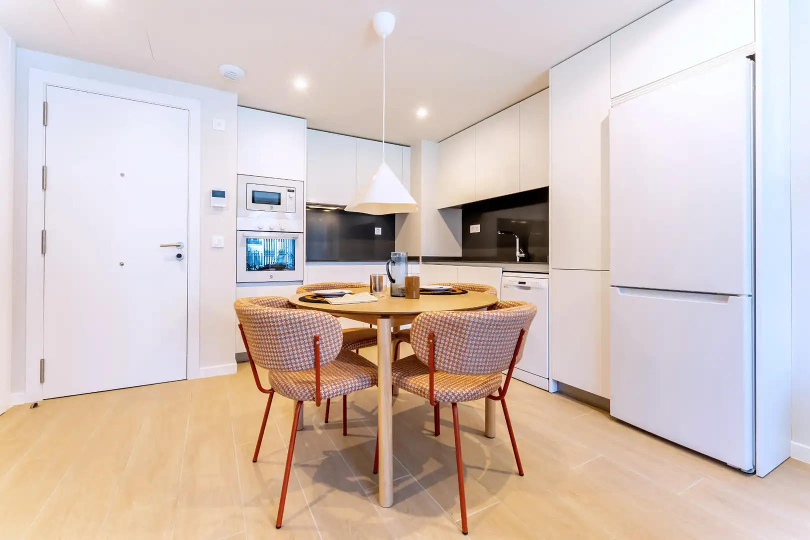 Cocina de Piso de alquiler en Alcalá de Henares con Aire acondicionado, Terraza y Horno