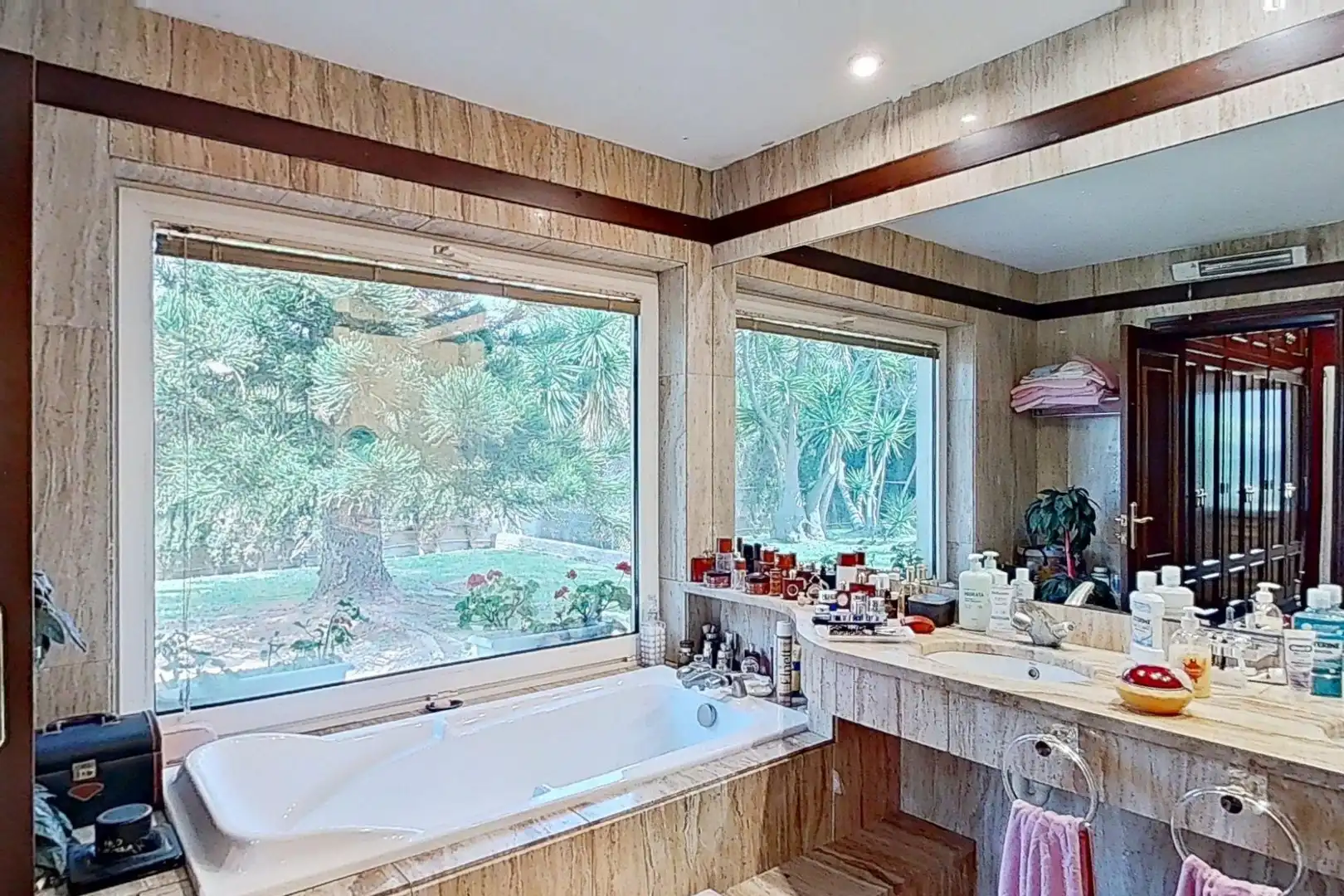 Bathroom of Houses for sale in Dénia  with Air Conditioner, Heating and Private garden