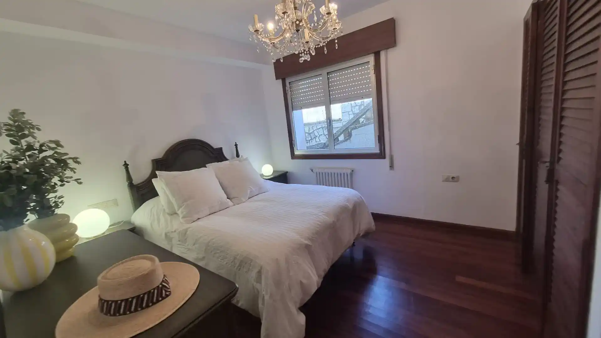Dormitori de Casa o xalet de lloguer en Sanxenxo amb Balcó