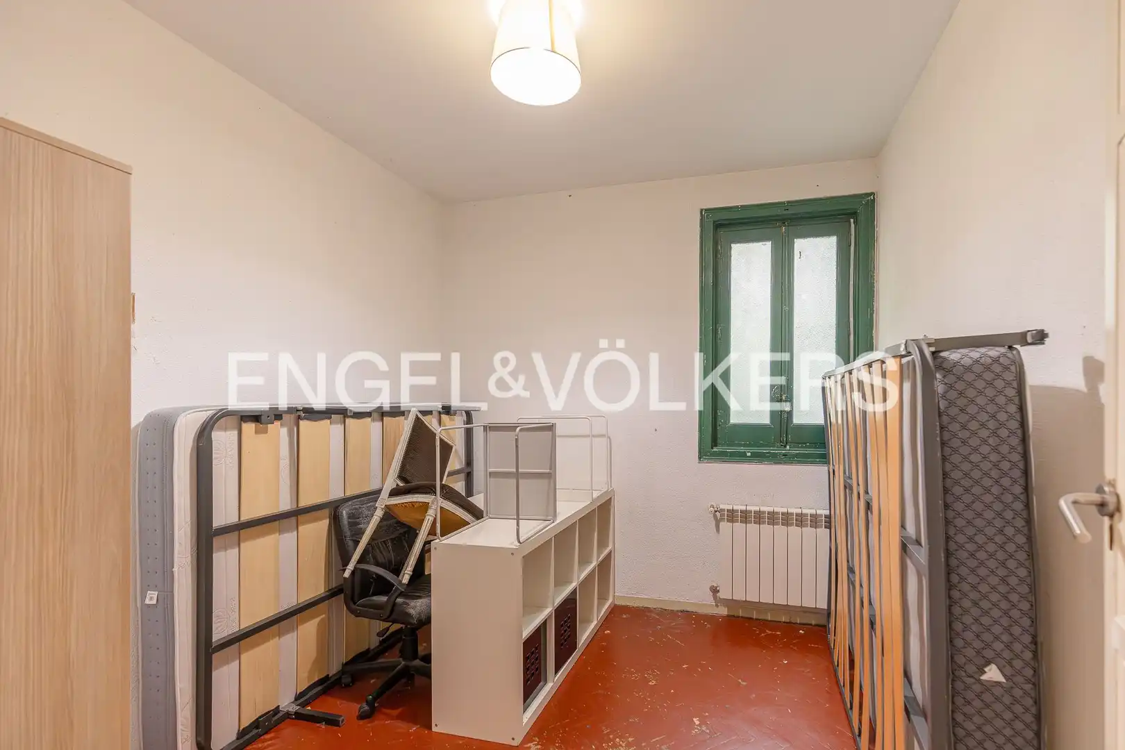 Piso en venta en Madrid con Calefacción y Balcón