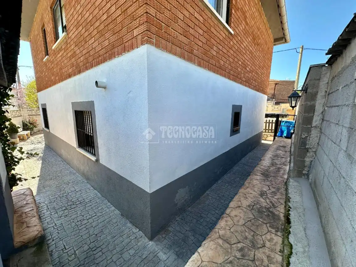 Vista exterior de Casa o xalet en venda en Santorcaz amb Calefacció