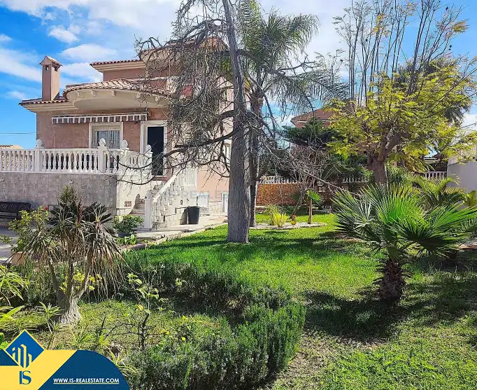 Villa mit Pool zum Verkauf in Los Balcones - Los Altos, imagen 23