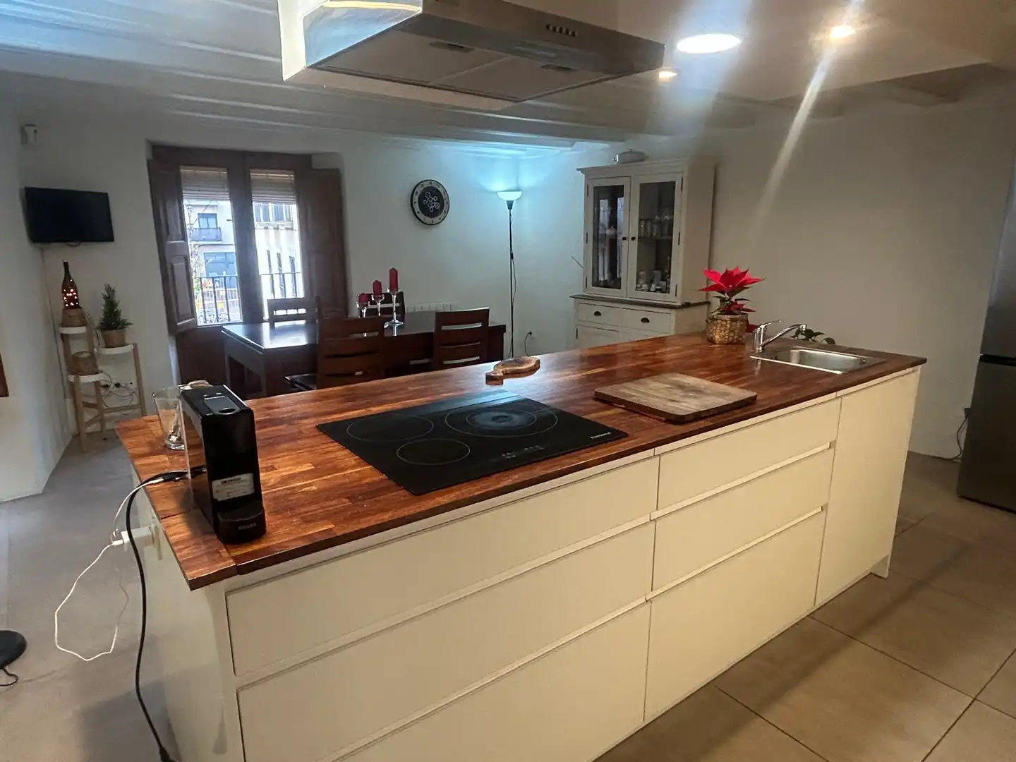 Cocina de Piso en venta en Vilanova i la Geltrú con Microondas y Balcón