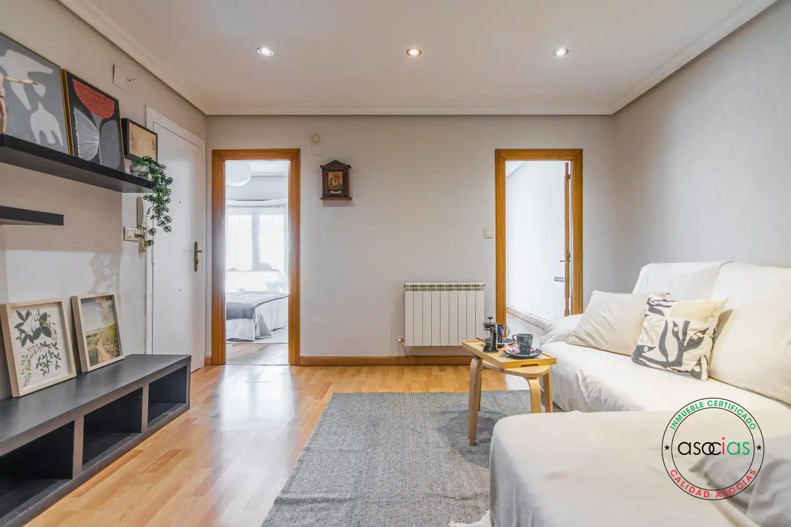 Sala d'estar de Pis en venda en Gijón  amb Calefacció i Parquet