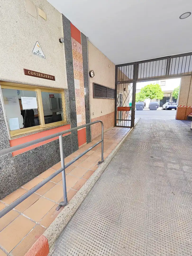 Parking of Flat for sale in Sevilla  with Air Conditioner, Terrace and Community pool