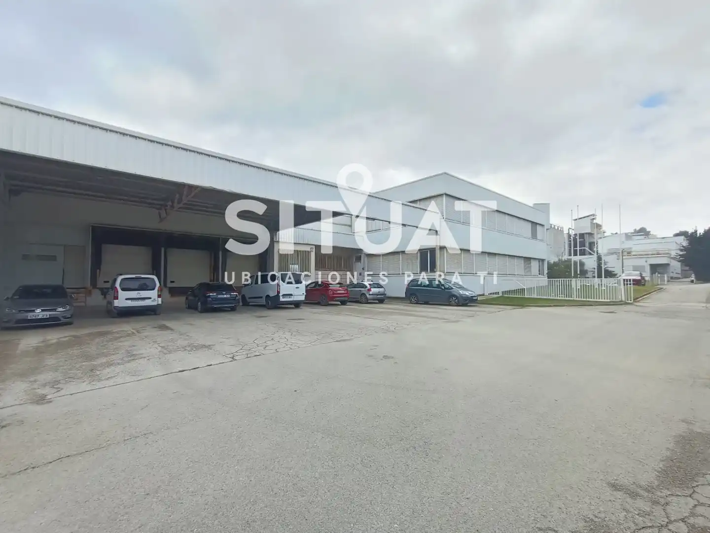 Vista exterior de Nave industrial en venta en Castellbisbal con Calefacción y Alarma