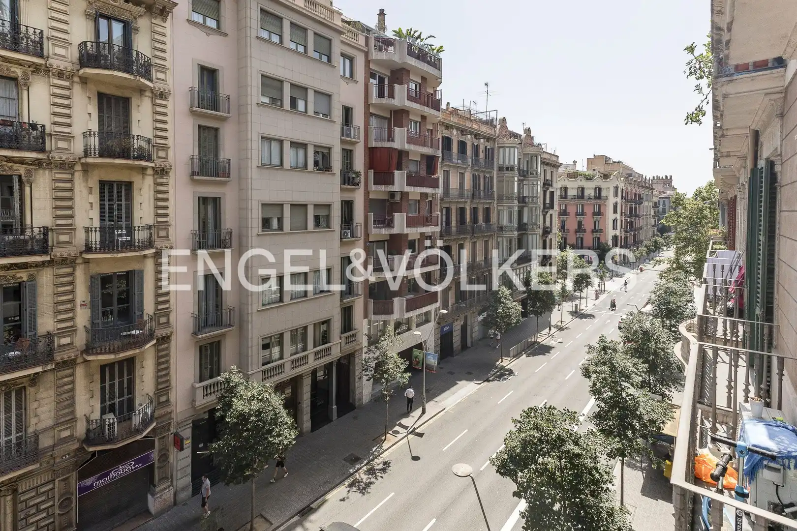 Vista exterior de Pis en venda en Eixample
