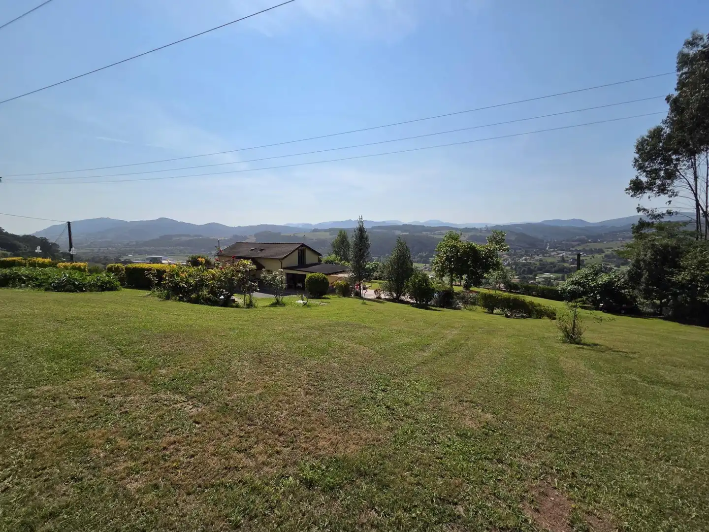 Haus oder Chalet zum Verkauf in Piélagos mit Privatgarten, Terrasse und Abstellraum