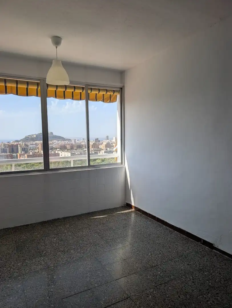 Schlafzimmer von Wohnung zur Miete in Alicante / Alacant mit Möbliert