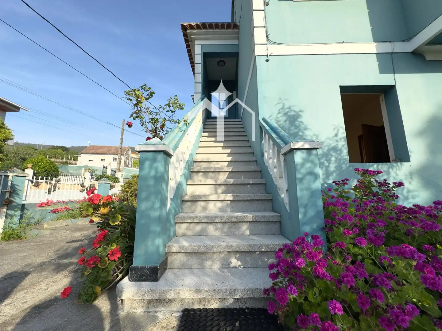 Außenansicht von Haus oder Chalet zum Verkauf in Bueu mit Heizung und Ofen