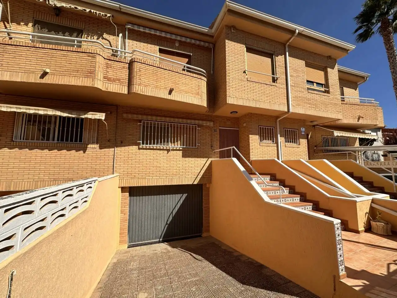 Bungalow amb jardí en venda a Calle Cap. Sant Antoni