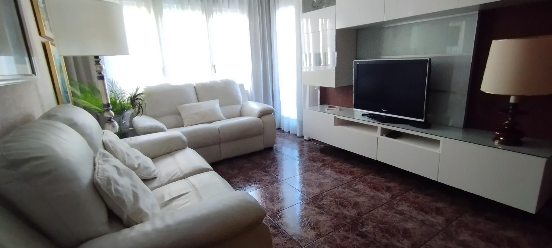 Living room of Flat for sale in  Barcelona Capital  with Heating and Balcony