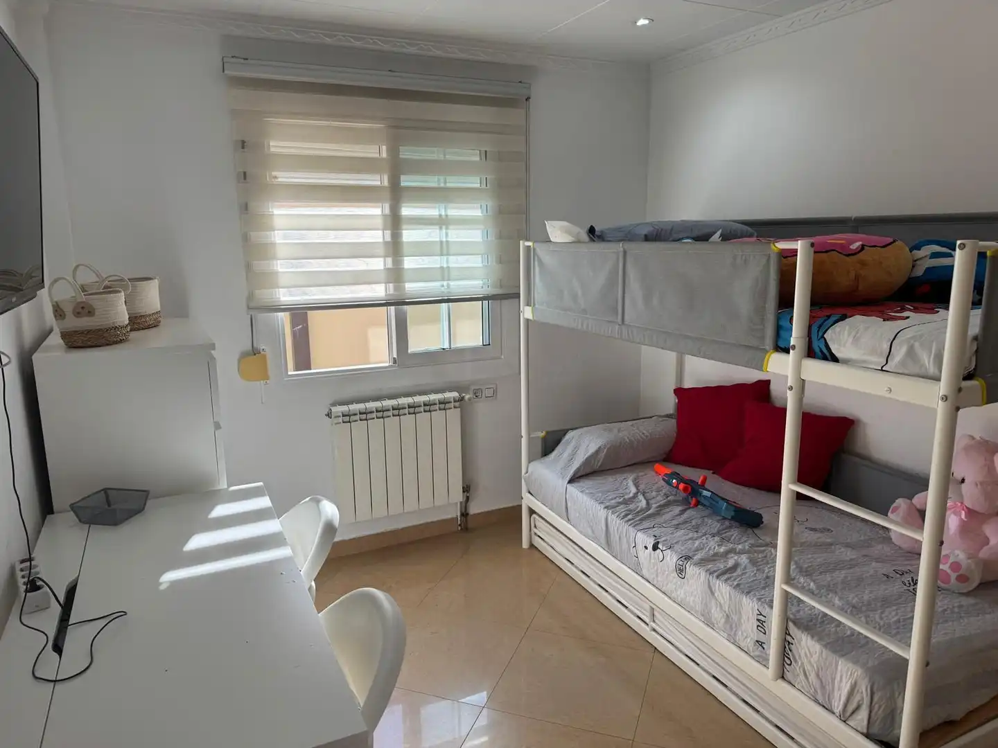 Schlafzimmer von Haus oder Chalet zum Verkauf in Quart mit Klimaanlage, Heizung und Privatgarten