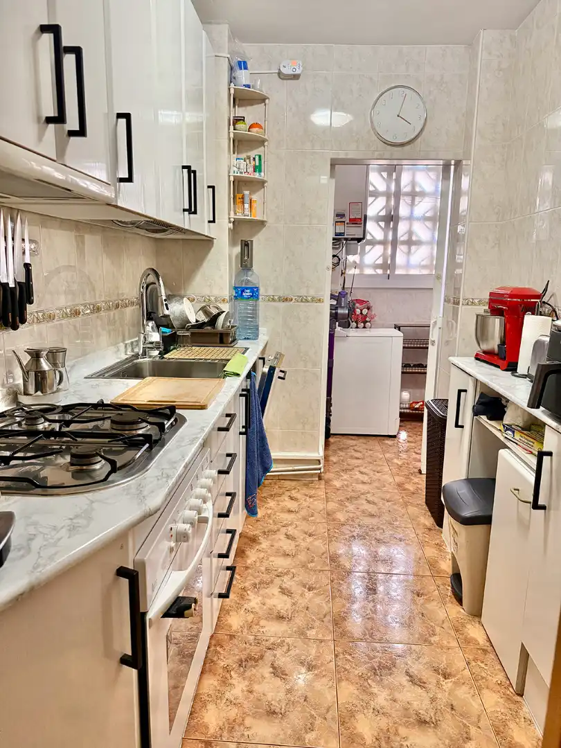 Küche von Wohnung zum Verkauf in Calafell mit Klimaanlage, Heizung und Terrasse