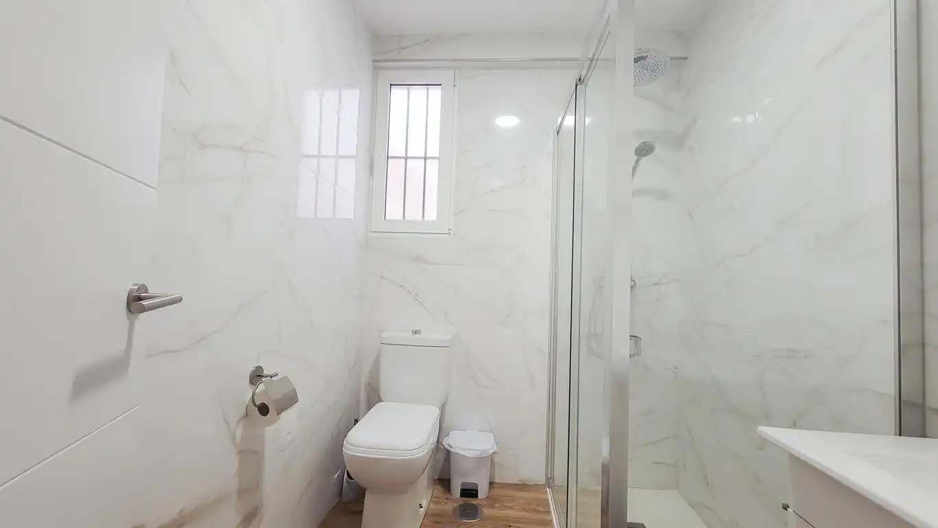 Flat with lift to rent in Ciudad Jardín - Tagarete - El Zapillo, imagen 16