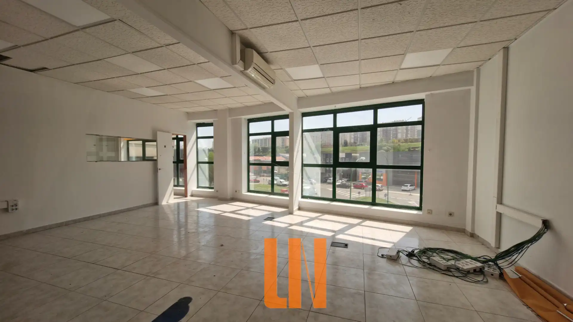 Büro mit Aufzug zur Miete in Polígono de Pocomaco Cuarta Avenida 20, imagen 4