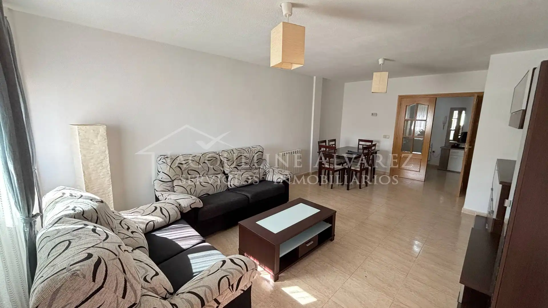 Sala de estar de Piso en venta en Ugena con Calefacción, Amueblado y Balcón