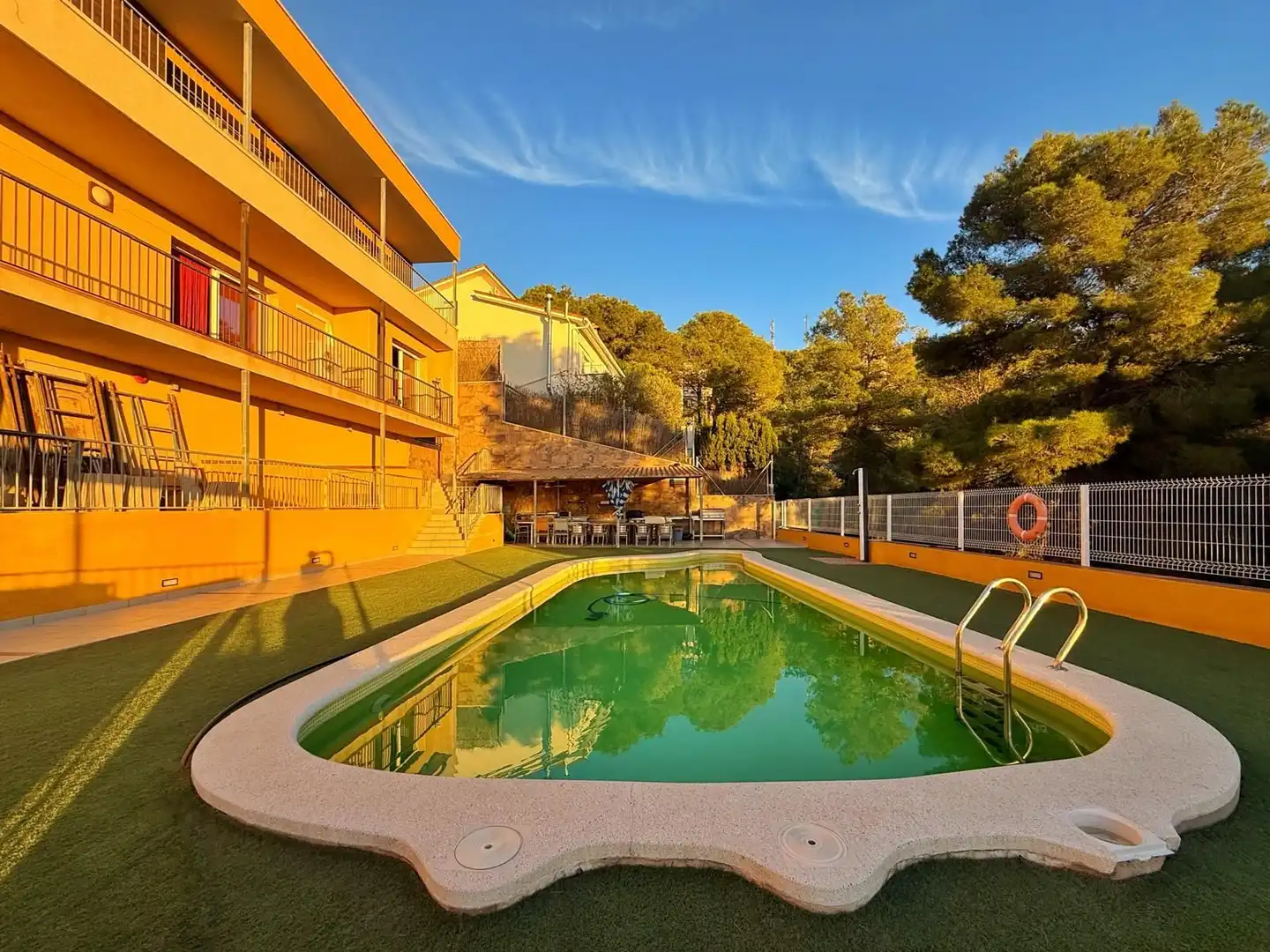 Casa con piscina en venta en Canyelles, imagen 2