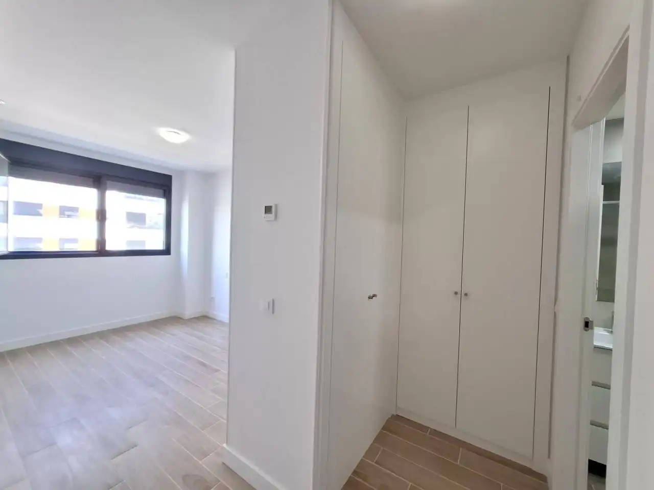 Bedroom of Flat for rent in Madrid  with Air Conditioner, Heating and Terrace