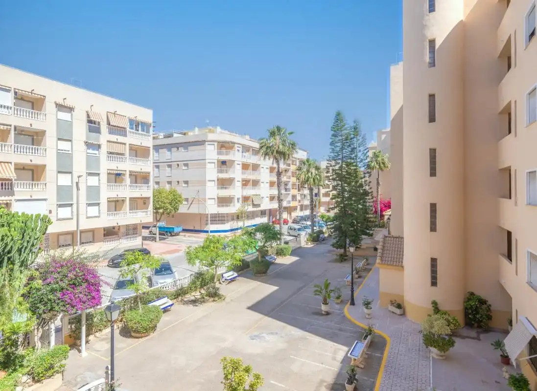 Exterior view of Flat for sale in Guardamar del Segura  with Heating, Private garden and Terrace