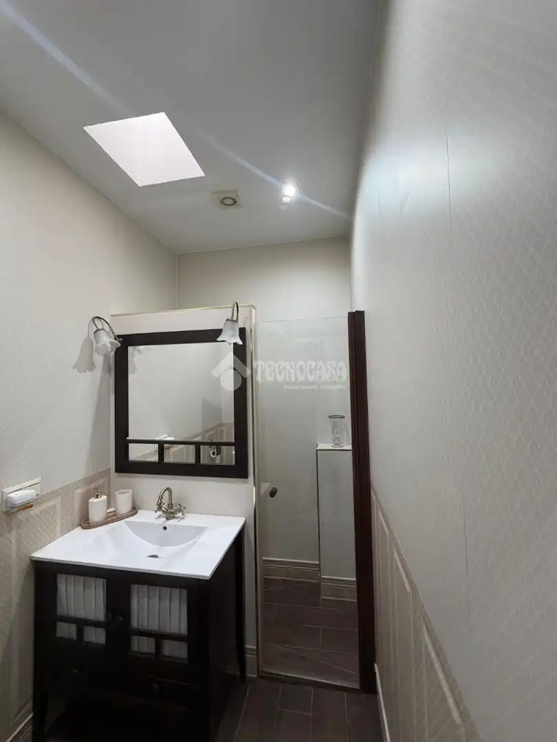 Baño de Casa adosada en venta en Utrera con Aire acondicionado y Calefacción