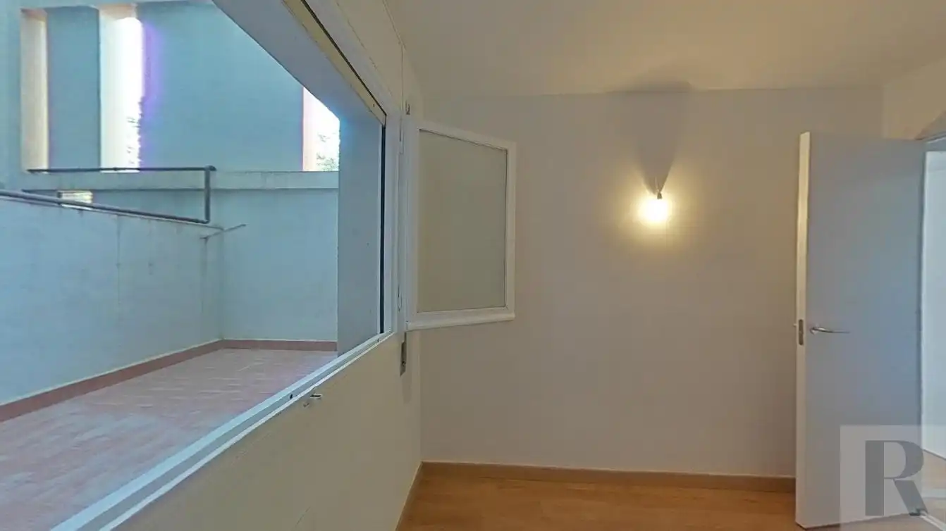 Dormitori de Pis en venda en Sabadell amb Terrassa i Balcó