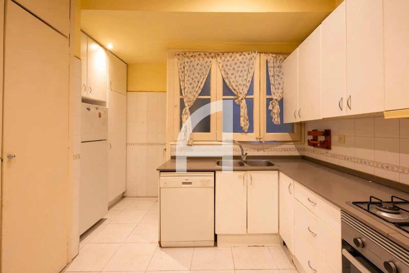 Kitchen of Flat for sale in Barcelona  with Heating, Parquet flooring and Terrace