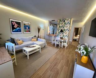 Sala d'estar de Apartament de lloguer en Puerto de la Cruz amb Terrassa i Moblat