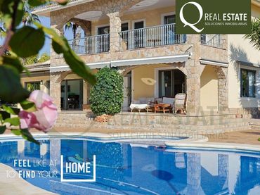 Villa mit Balkon zum Verkauf in Calle TORREGROSES POLIG C