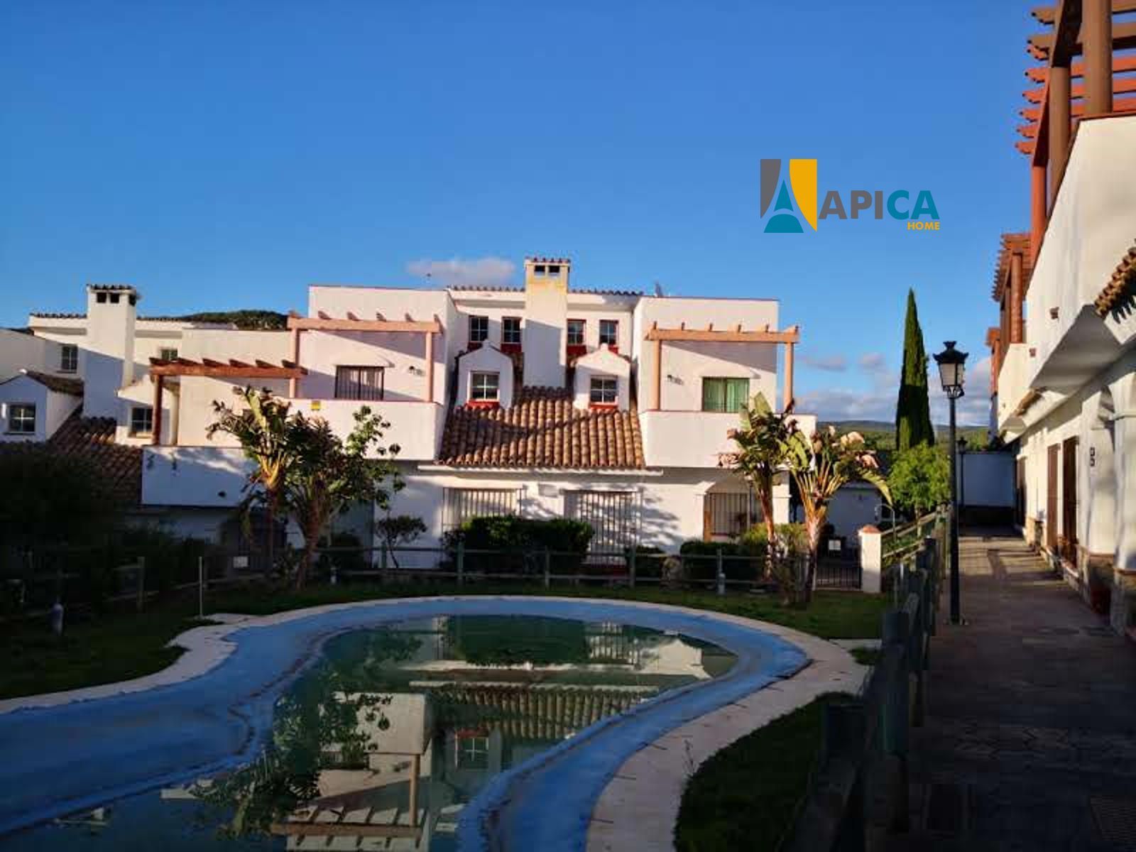 Exterior view of Single-family semi-detached for sale in Benalup-Casas Viejas  with Terrace, Swimming Pool and Community pool