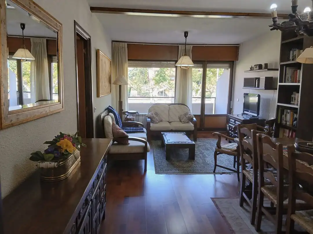 Wohnzimmer von Wohnung zum Verkauf in Ezcaray mit Heizung, Privatgarten und Terrasse