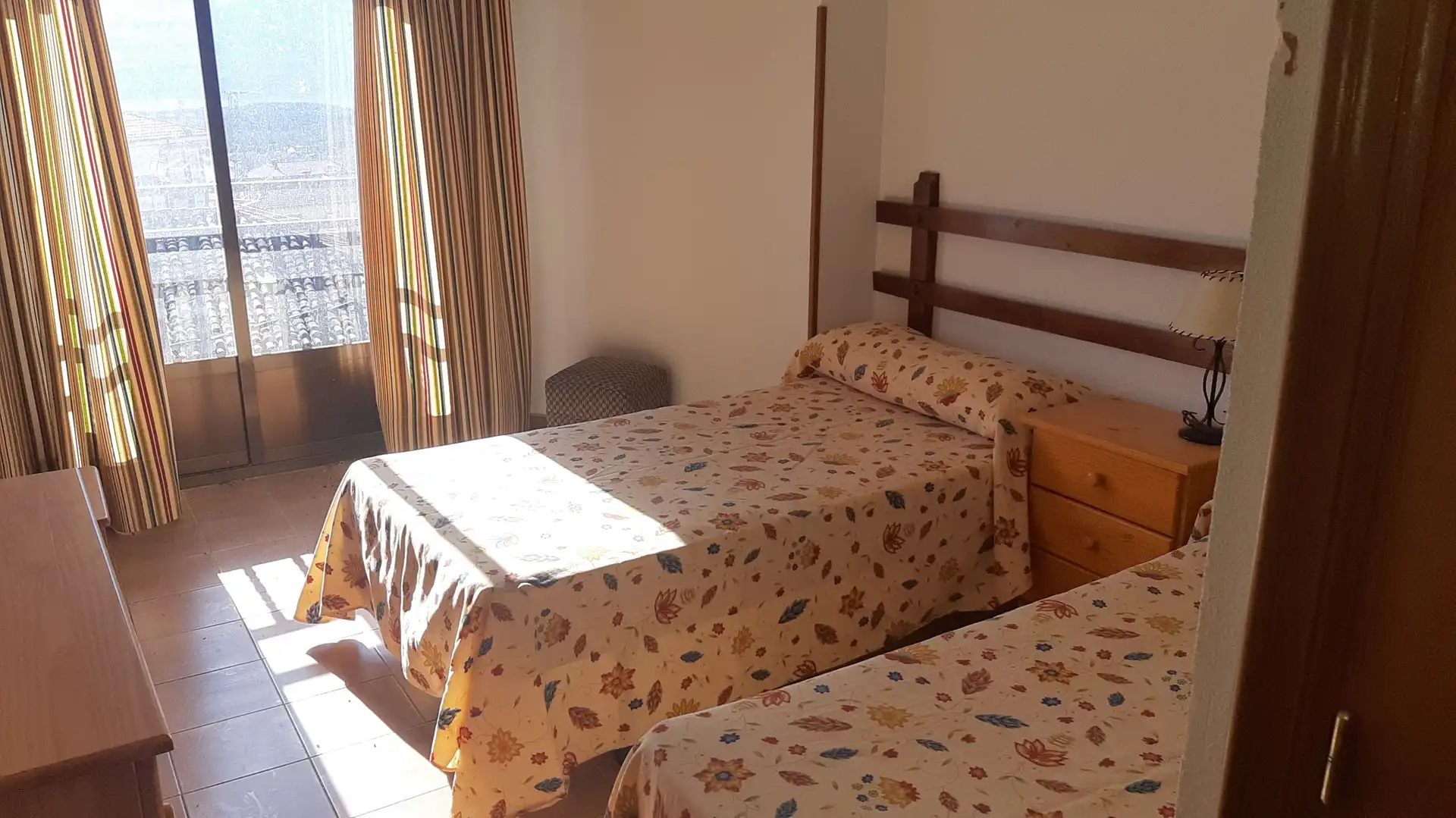 Schlafzimmer von Geschaftsraum zum Verkauf in Navalmoral mit Klimaanlage und Heizung