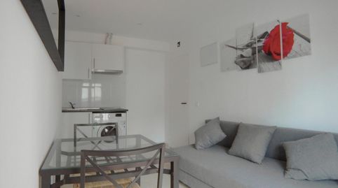 Foto 5 de Apartamento de alquiler en Zofio, Madrid Capital