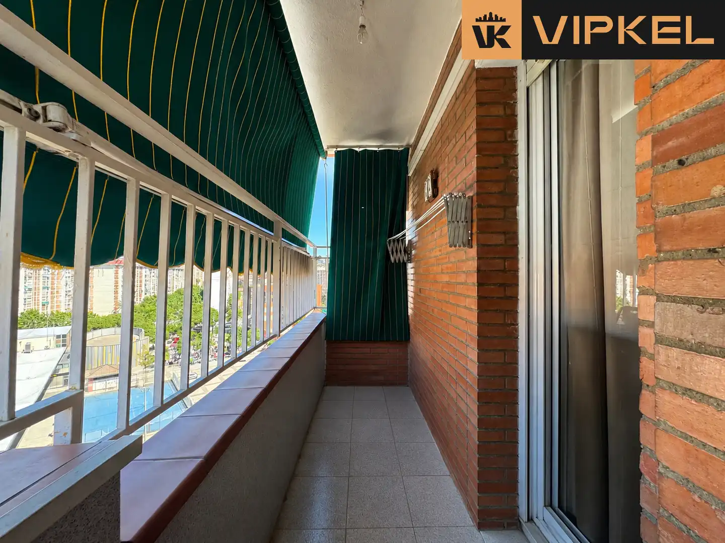 Terrasse von Wohnung zum Verkauf in Cornellà de Llobregat mit Klimaanlage, Heizung und Terrasse