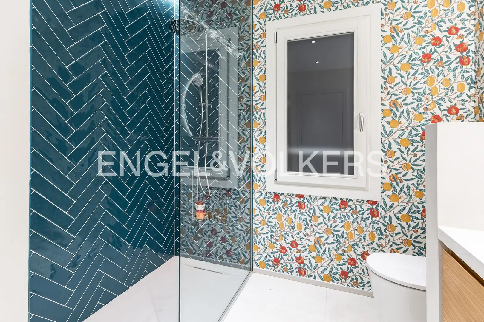 Bathroom of Flat for sale in Barcelona  with Air Conditioner, Heating and Parquet flooring