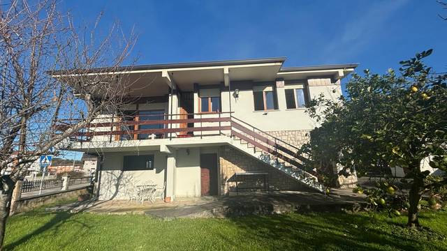 Casa-chalet en Venta en Calle la Mies, 19 en Ampuero