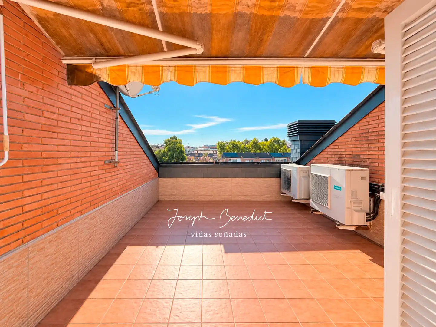 Terraza de Casa o chalet en venta en Castelldefels con Aire acondicionado, Calefacción y Jardín privado