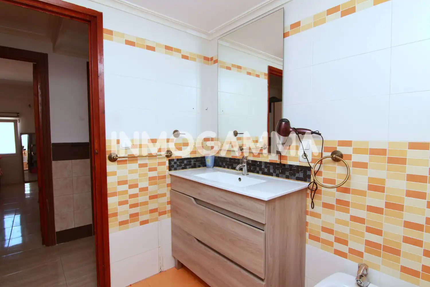 Baño de Piso en venta en Cullera con Terraza