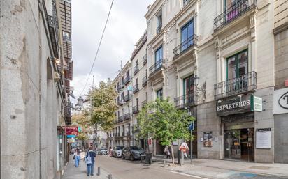 Vista exterior de Apartament en venda en  Madrid Capital amb Aire condicionat i Calefacció