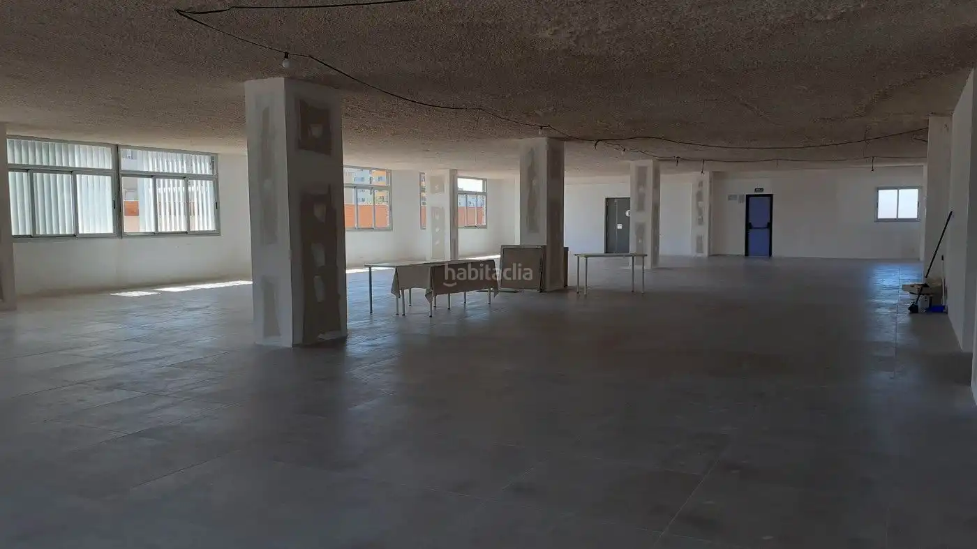 Nave industrial en alquiler en Santa Eulàlia, imagen 33