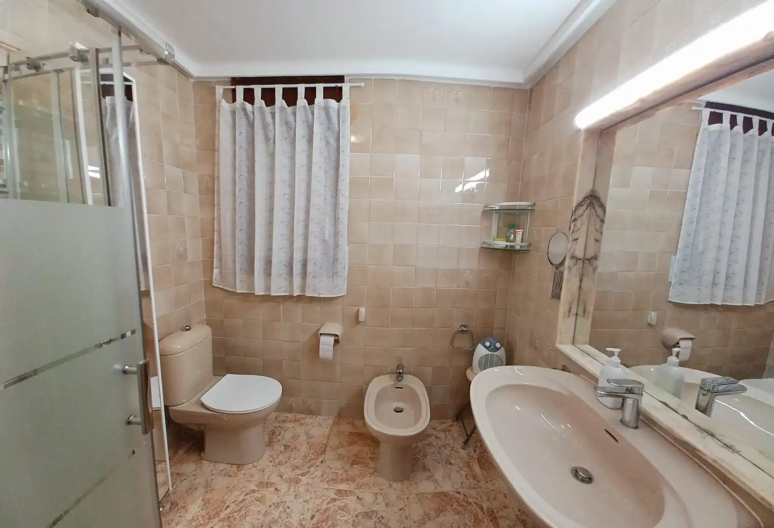 Baño de Apartamento en venta en Cambrils con Aire acondicionado y Calefacción