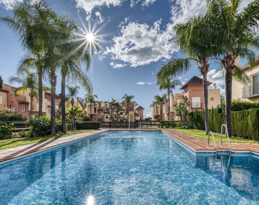 Swimming pool of Flat for sale in Marbella  with Private garden, Furnished and Oven