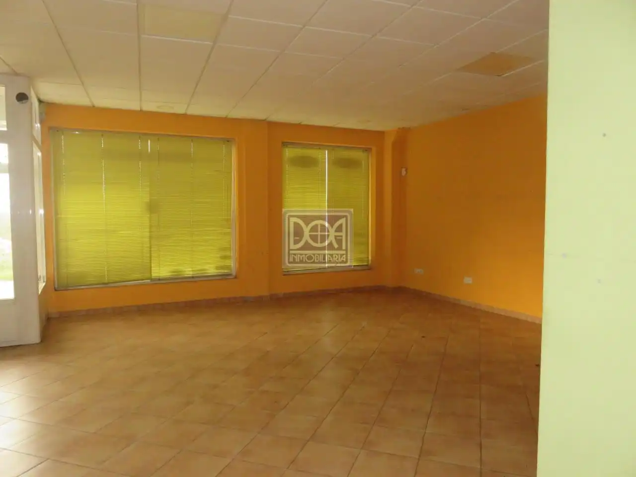 Local comercial de lloguer a Mondariz, imagen 2