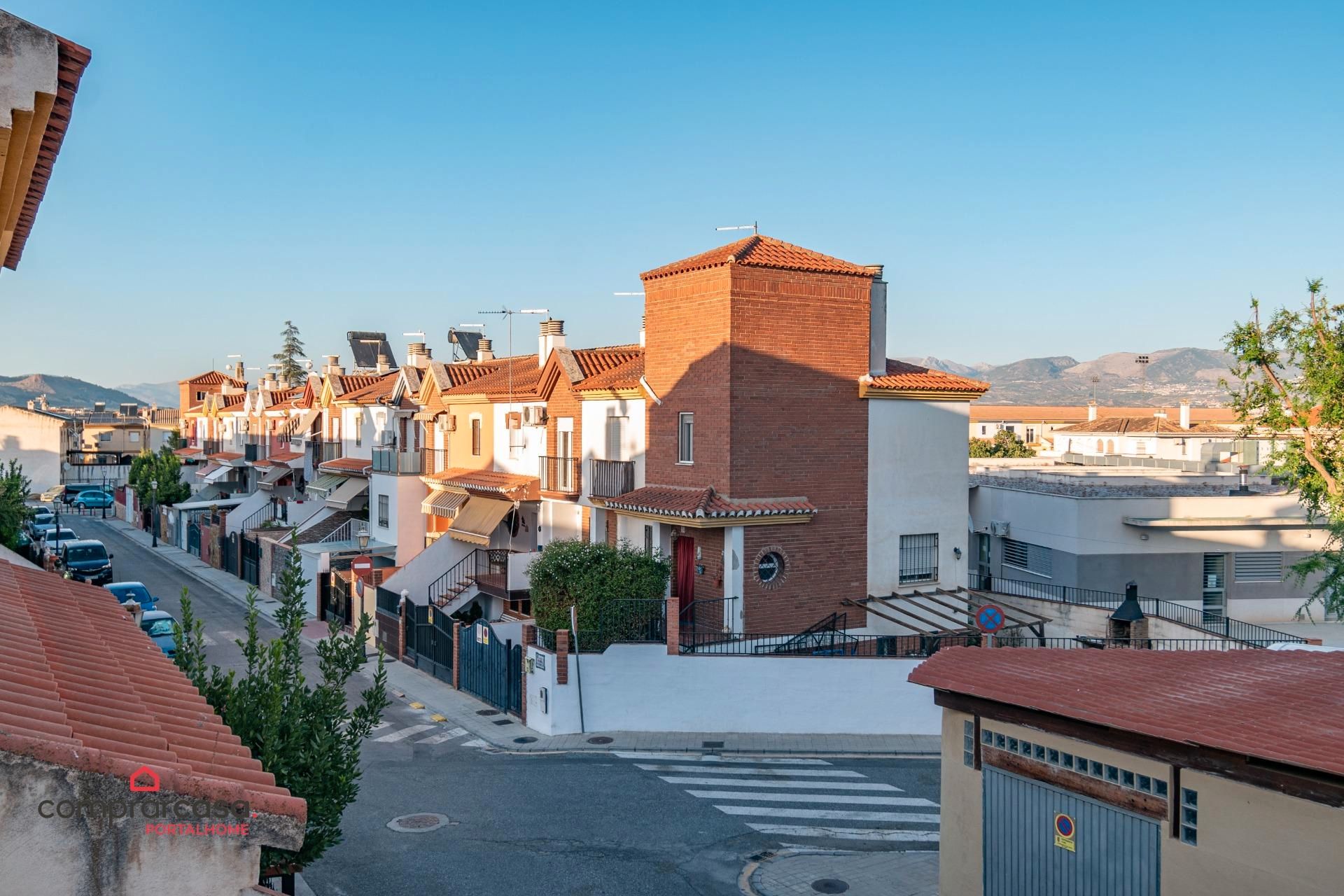 Exterior view of Single-family semi-detached for sale in Vegas del Genil  with Air Conditioner and Furnished