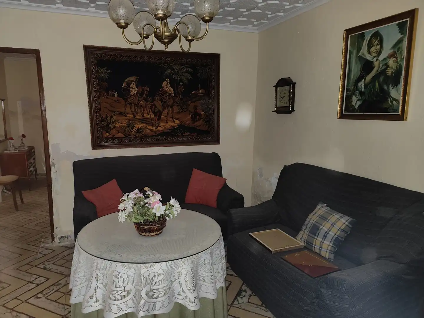 Sala d'estar de Casa o xalet en venda en Corral de Almaguer amb Calefacció, Jardí privat i Parquet