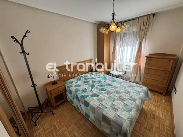 Habitación de Piso de alquiler en Parla con Aire acondicionado, Piscina y Amueblado