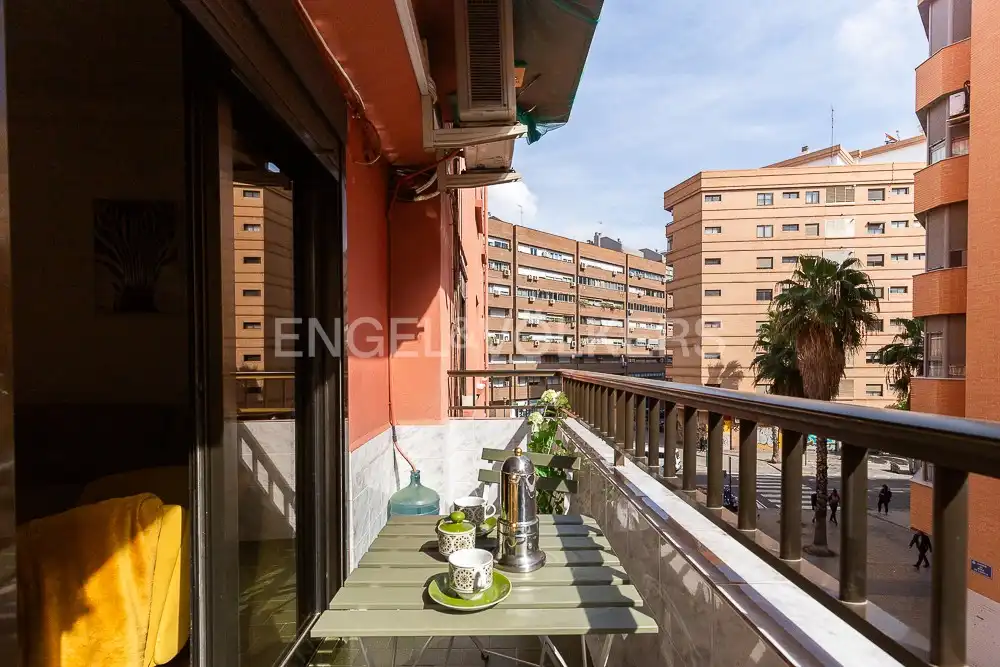 Balcony of Flat for rent in Valencia  with Air Conditioner, Heating and Furnished
